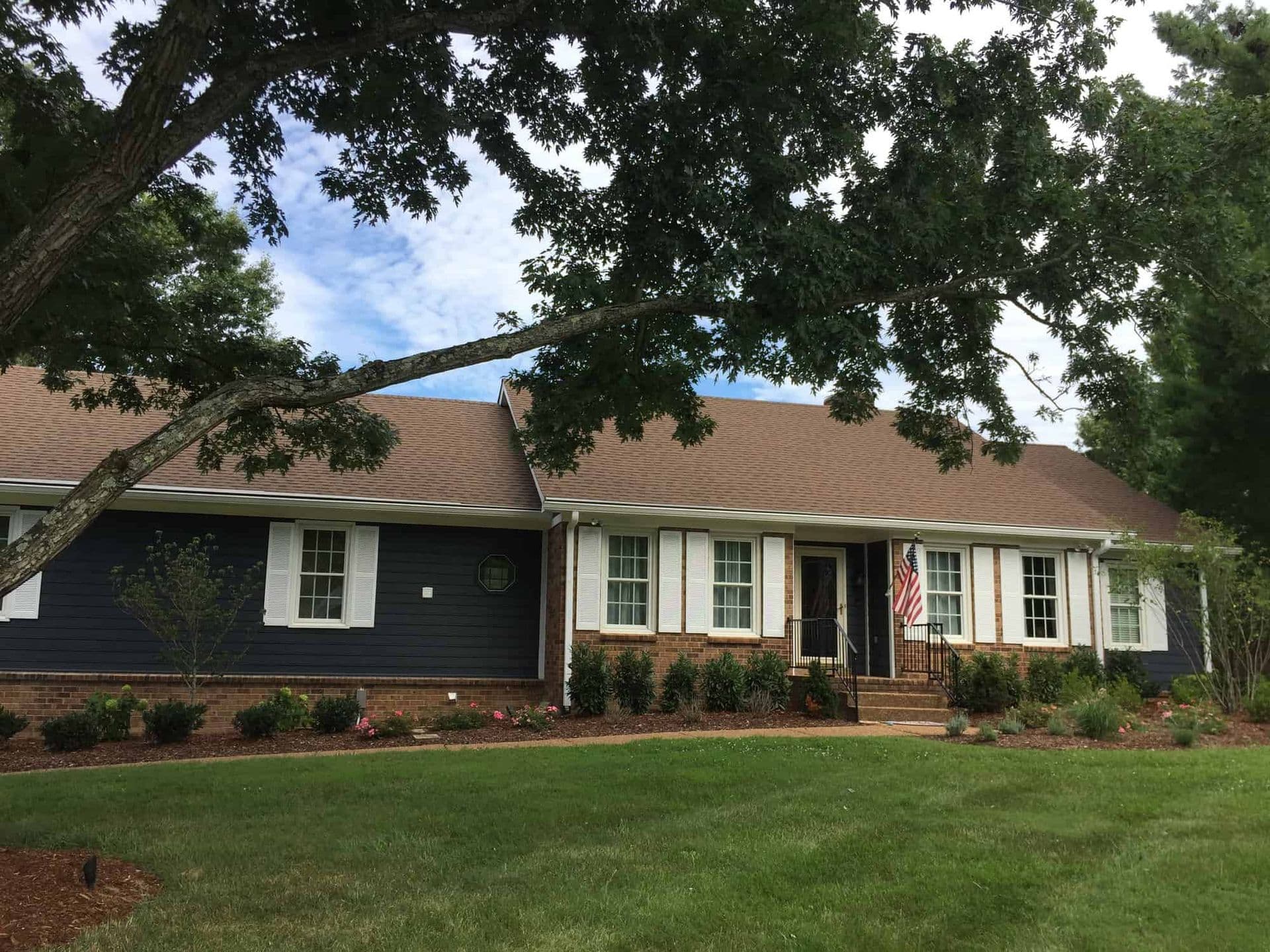 dark-blue-exterior-house-paint-after