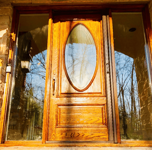 exterior-natural-oak-wood-door-refinishing-after-picture-1.png