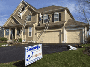 Painting-Hardie-Plank-Siding-pros-and-cons-300x225